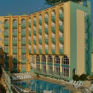 3* فندق Albora